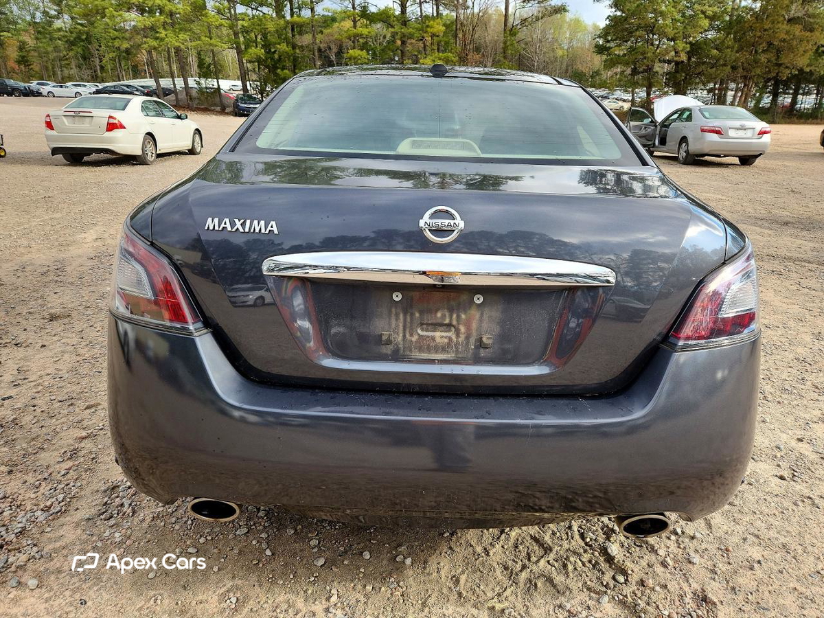 Nissan Maxima 2012