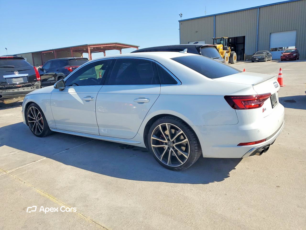 Audi RS4 2019