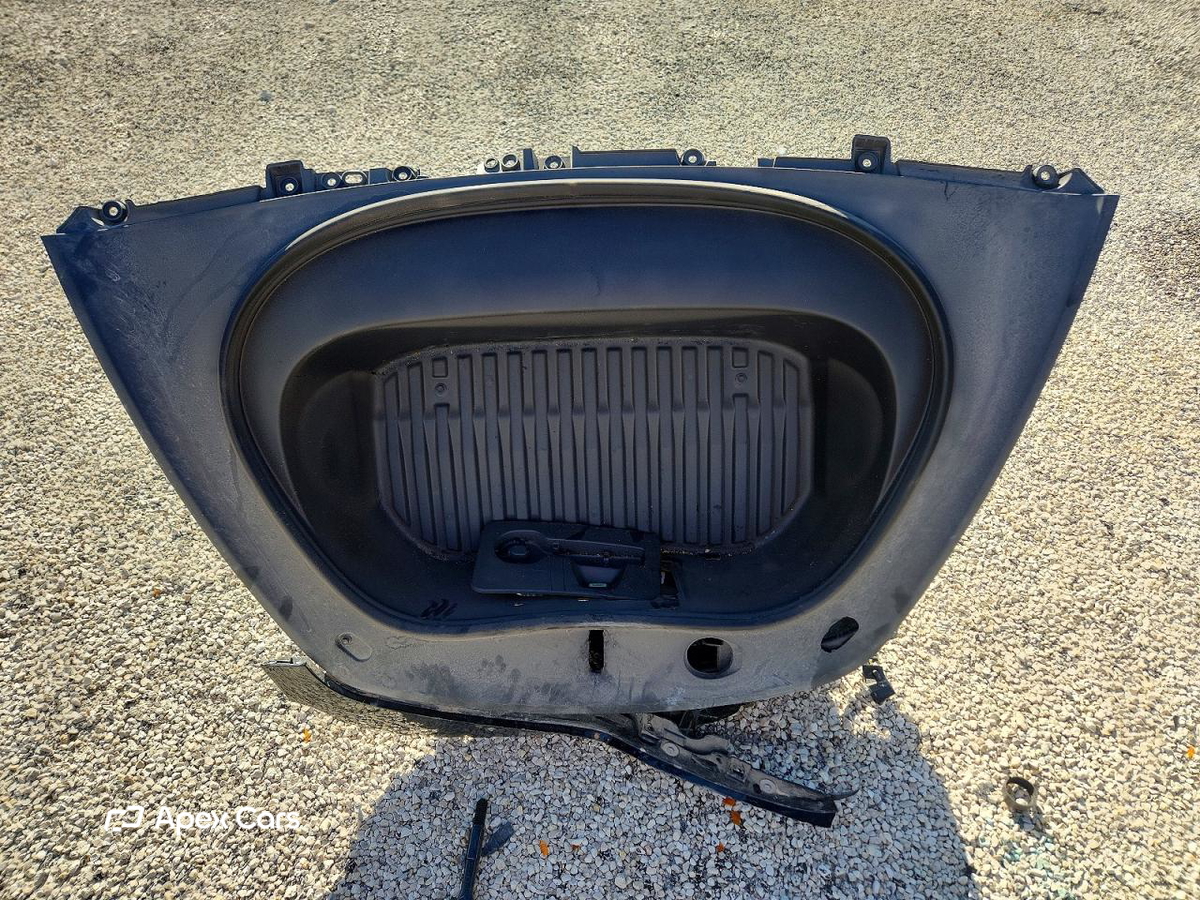 Tesla Model 3 2025