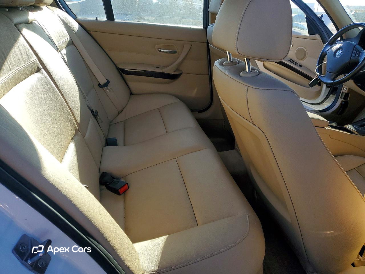 BMW Series 3 2011