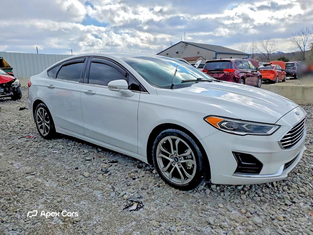 Ford Fusion 2020