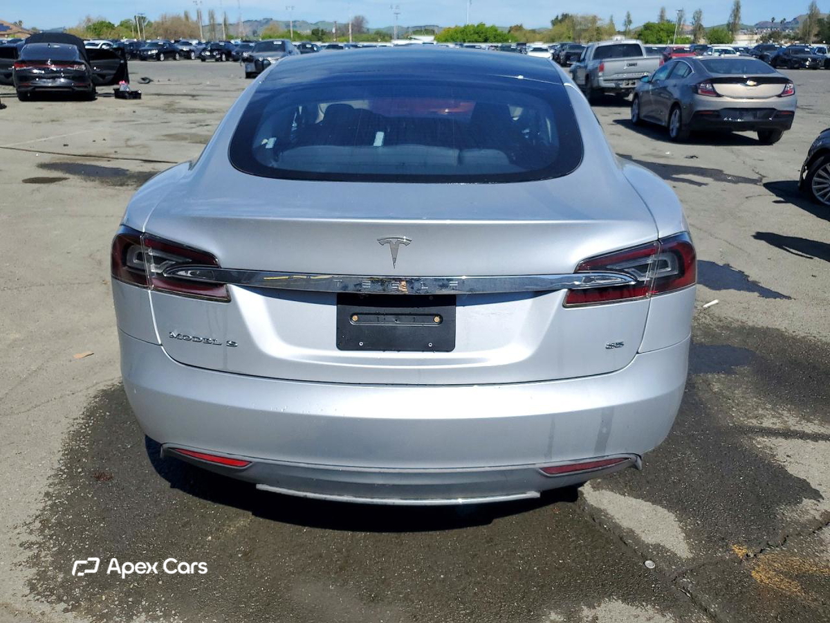 Tesla Model S 2013