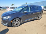 Chrysler Pacifica 2017