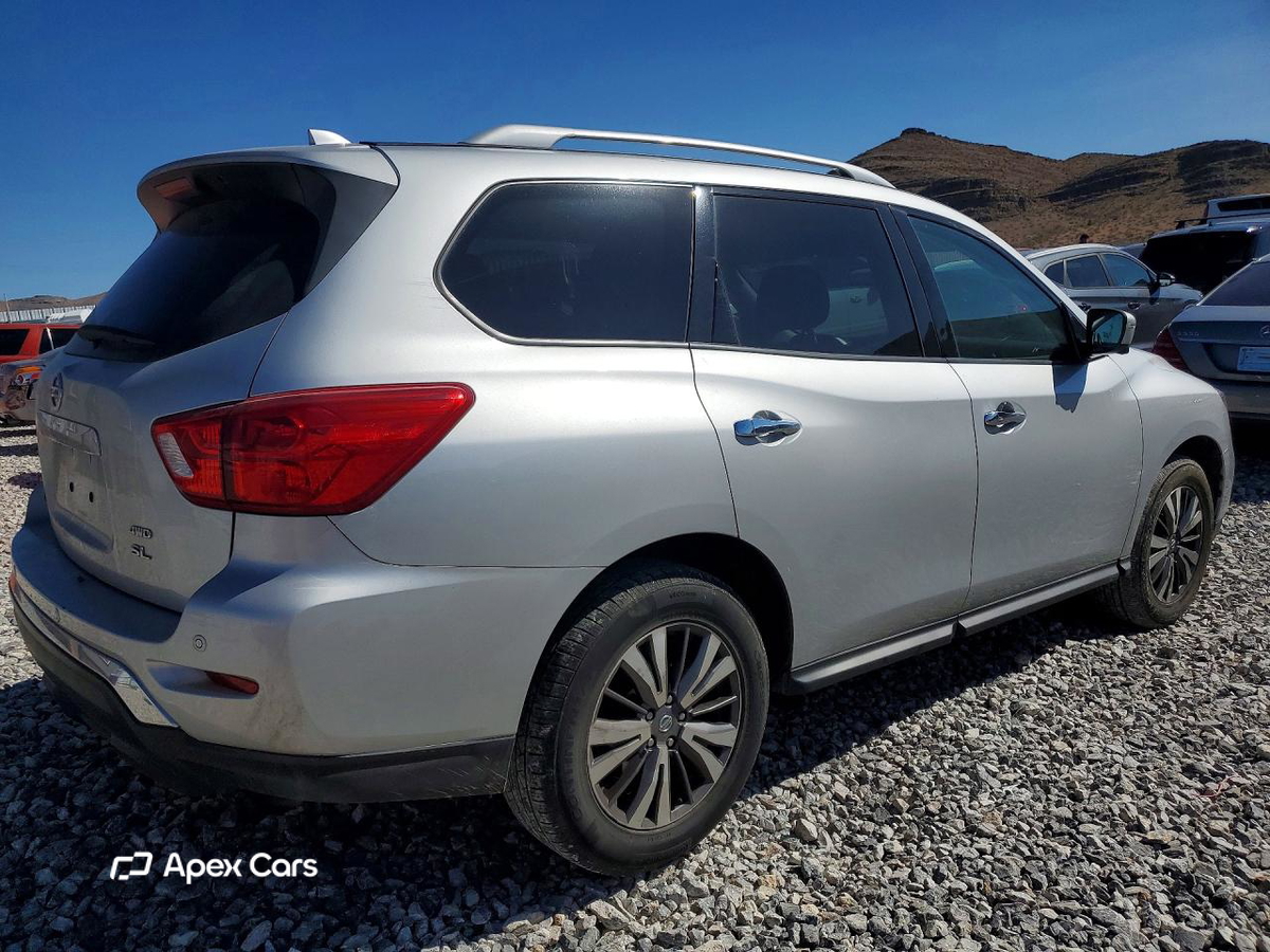 Nissan Pathfinder 2019