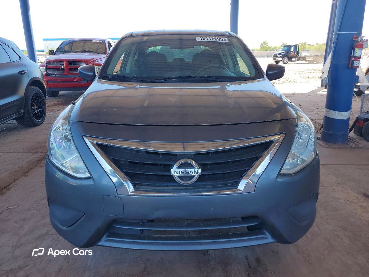 Nissan Versa 2017
