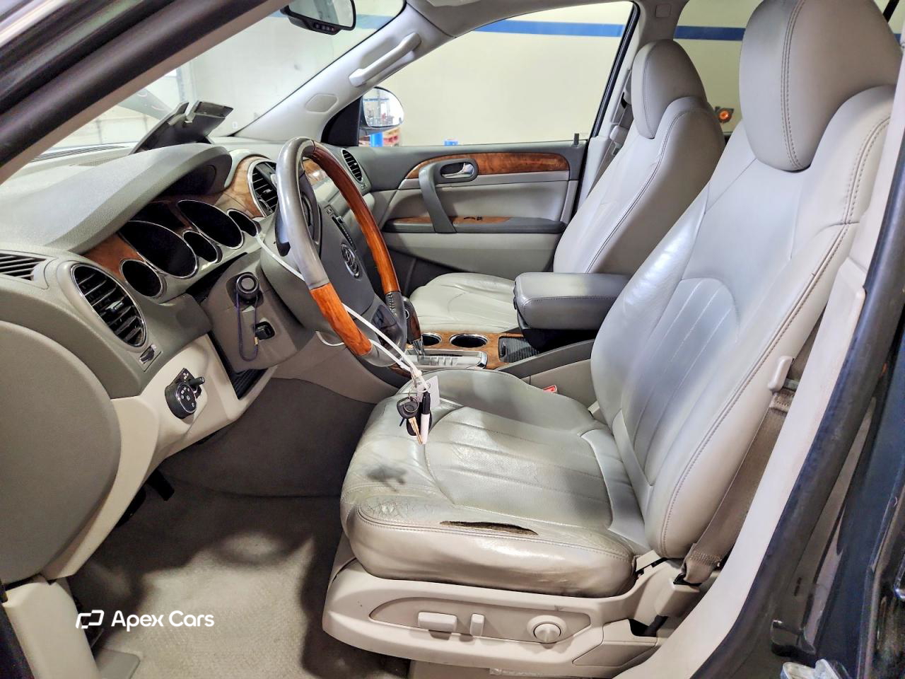 Buick Enclave 2011