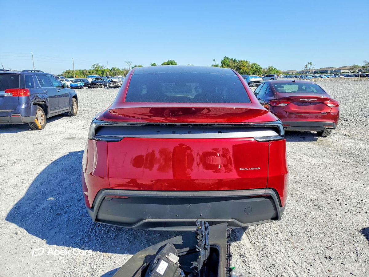 Tesla Model Y 2026