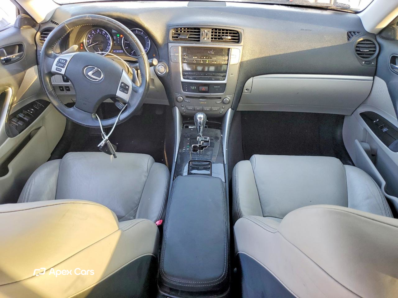 Lexus IS 2012
