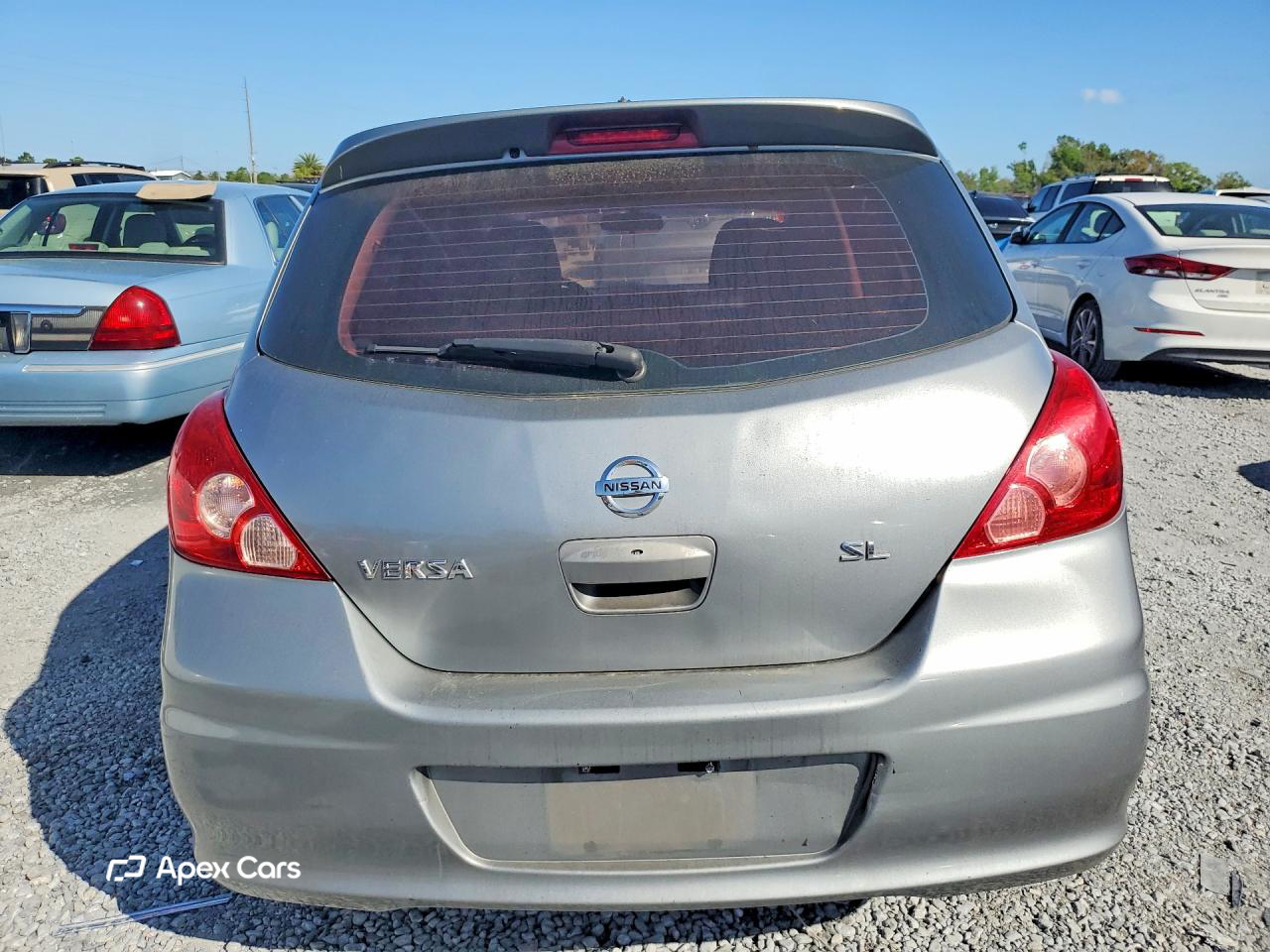 Nissan Versa 2011
