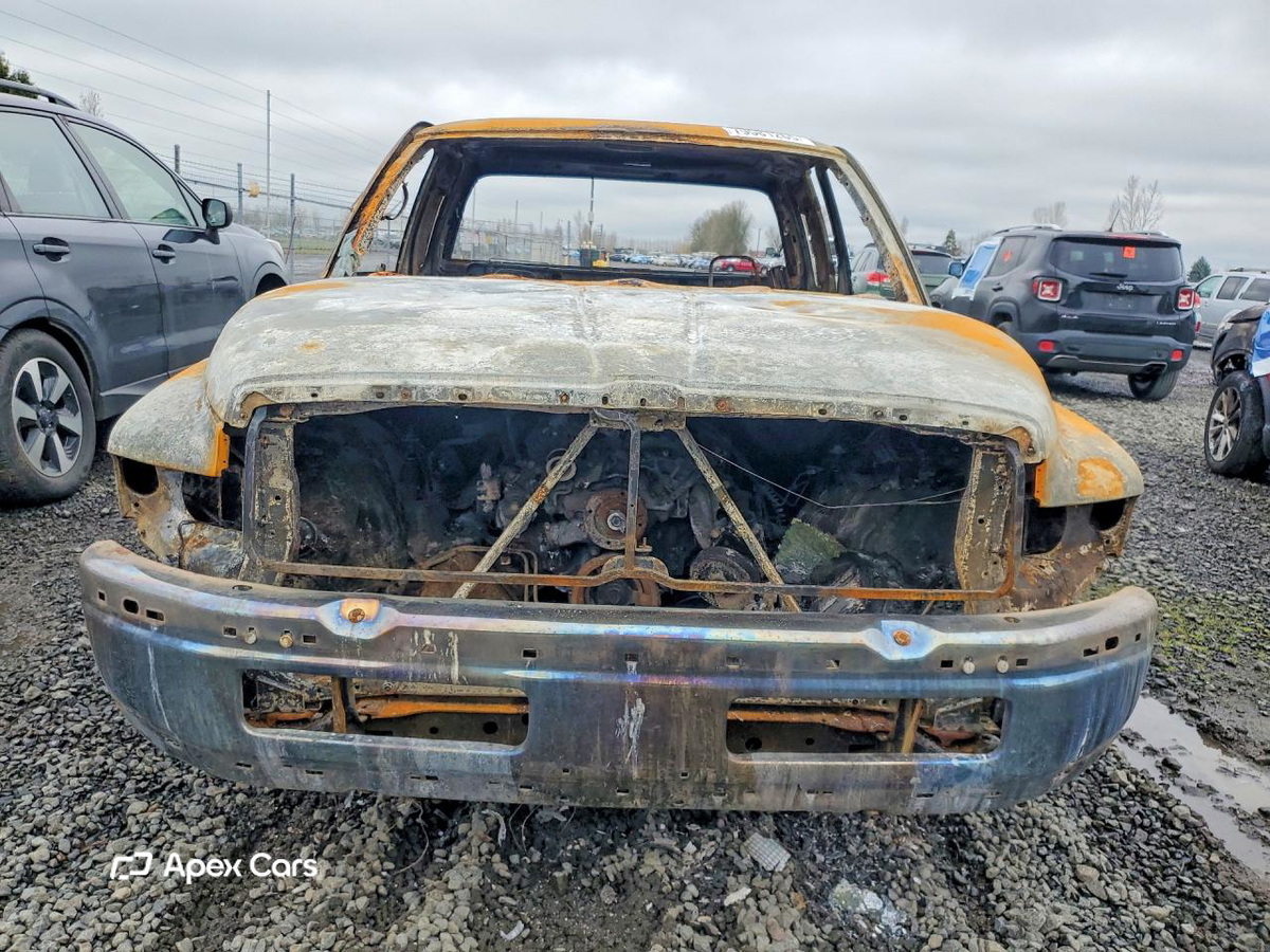 Dodge RAM 2000