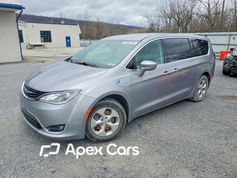 Chrysler Pacifica 2017 - Zdjęcie 1 z 13