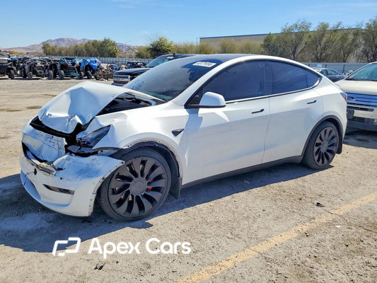 Tesla Model Y 2021 - Image 1 of 13