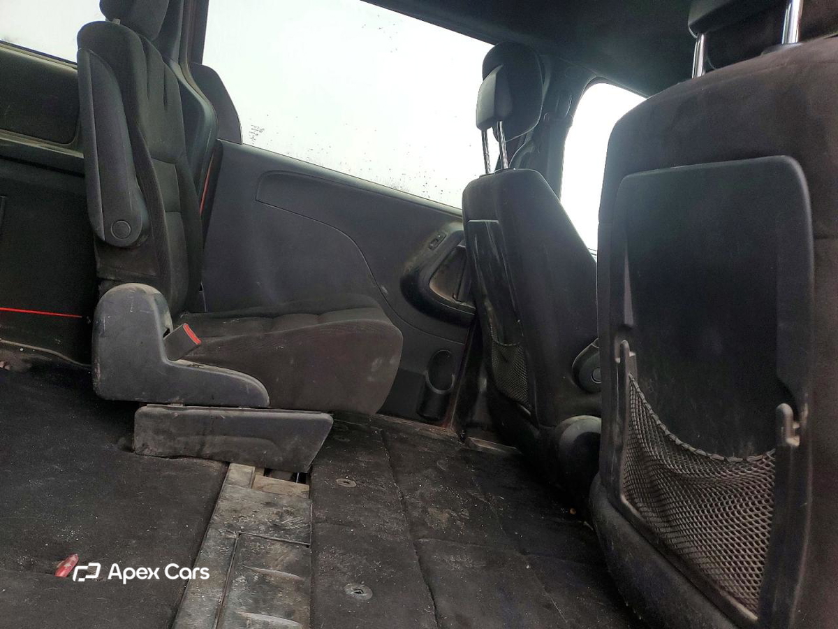 Dodge Caravan 2015
