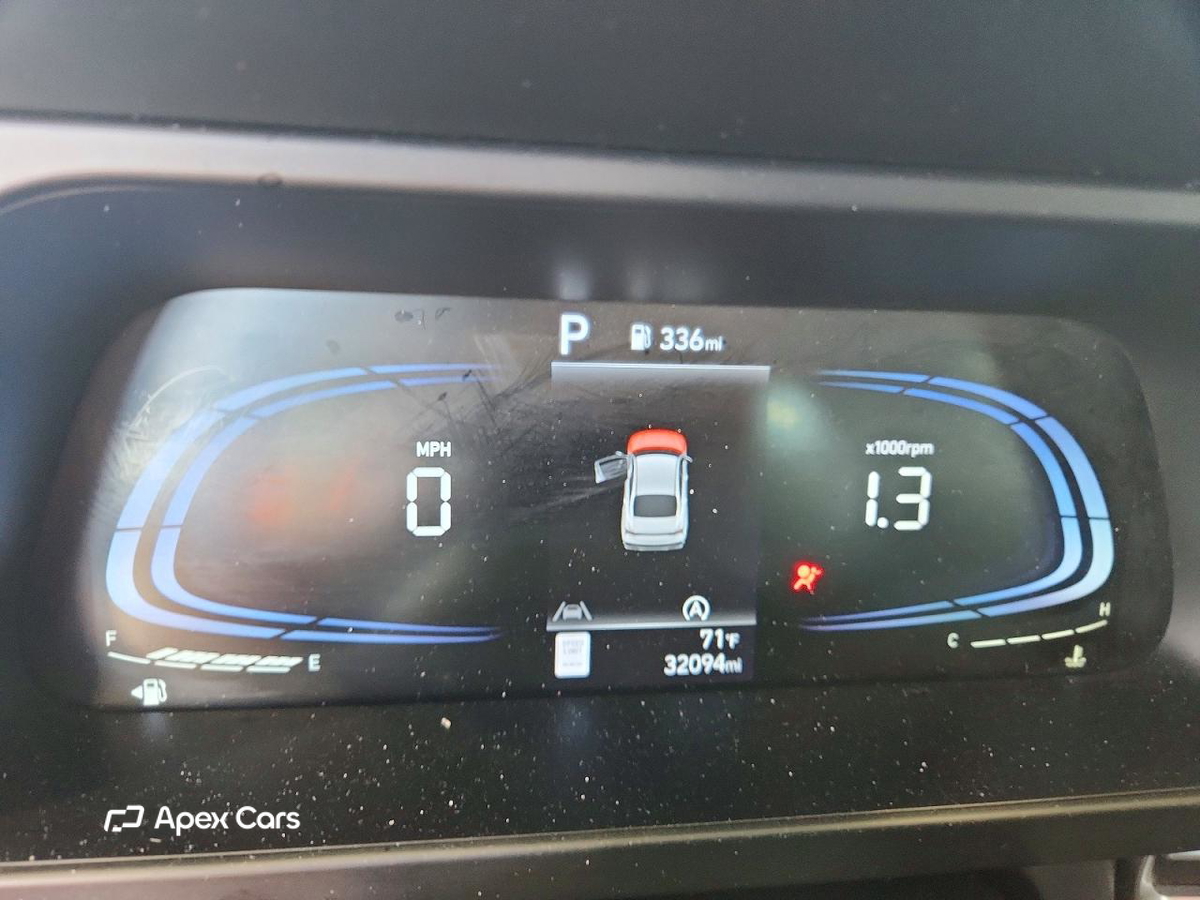 Hyundai Elantra 2024