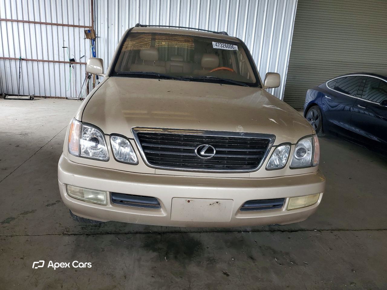 Lexus LX 2000