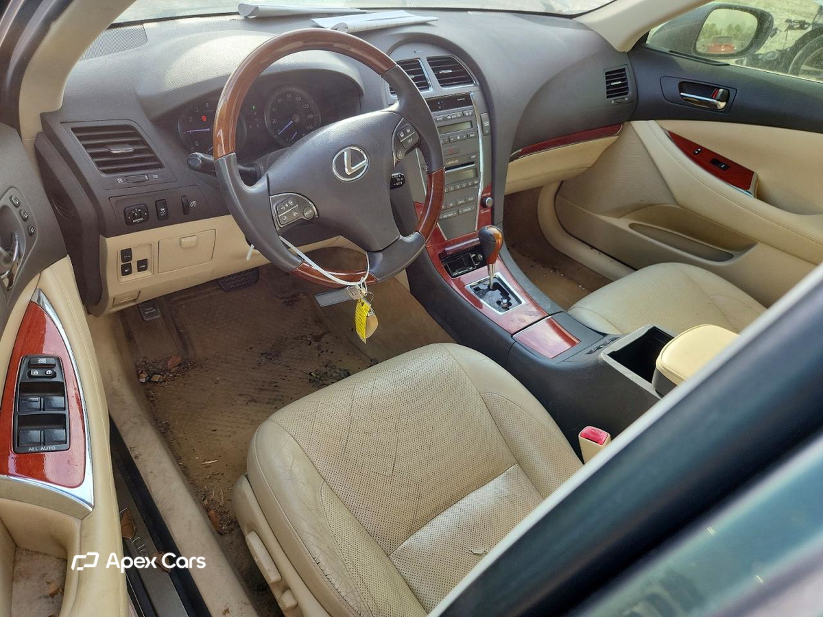 Lexus ES 2012