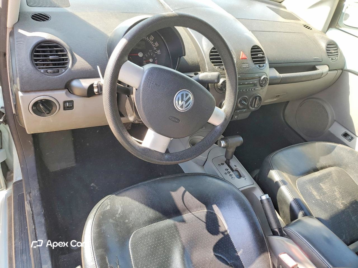 Volkswagen Beetle 2005