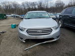 Ford Taurus 2015