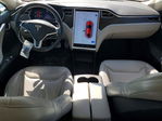 Tesla Model S 2016