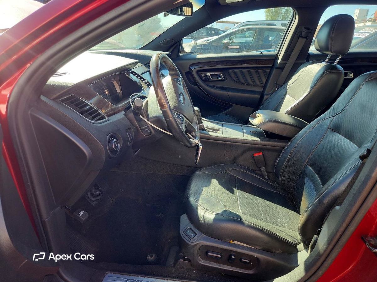 Ford Taurus 2015