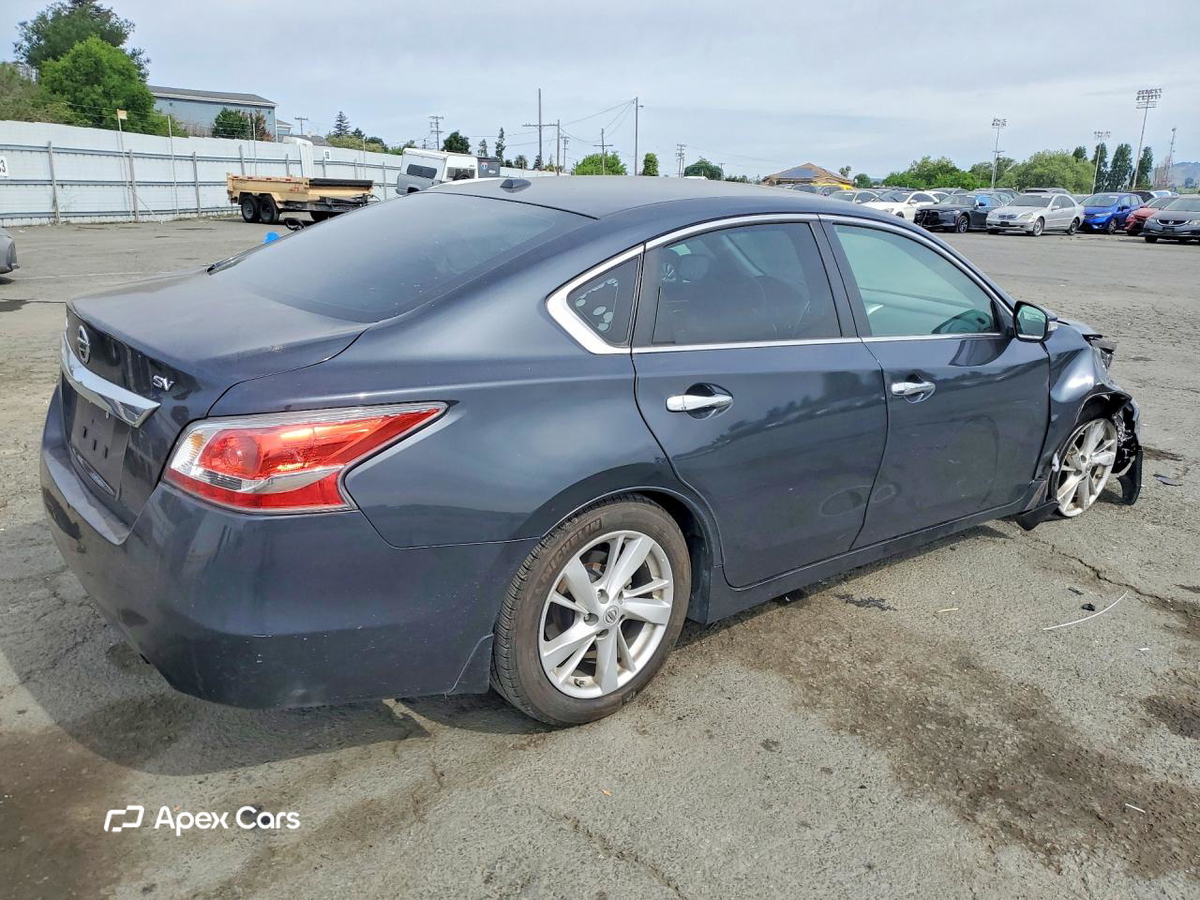 Nissan Altima 2015
