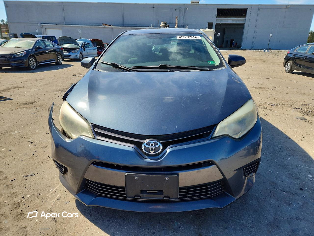 Toyota Corolla 2015