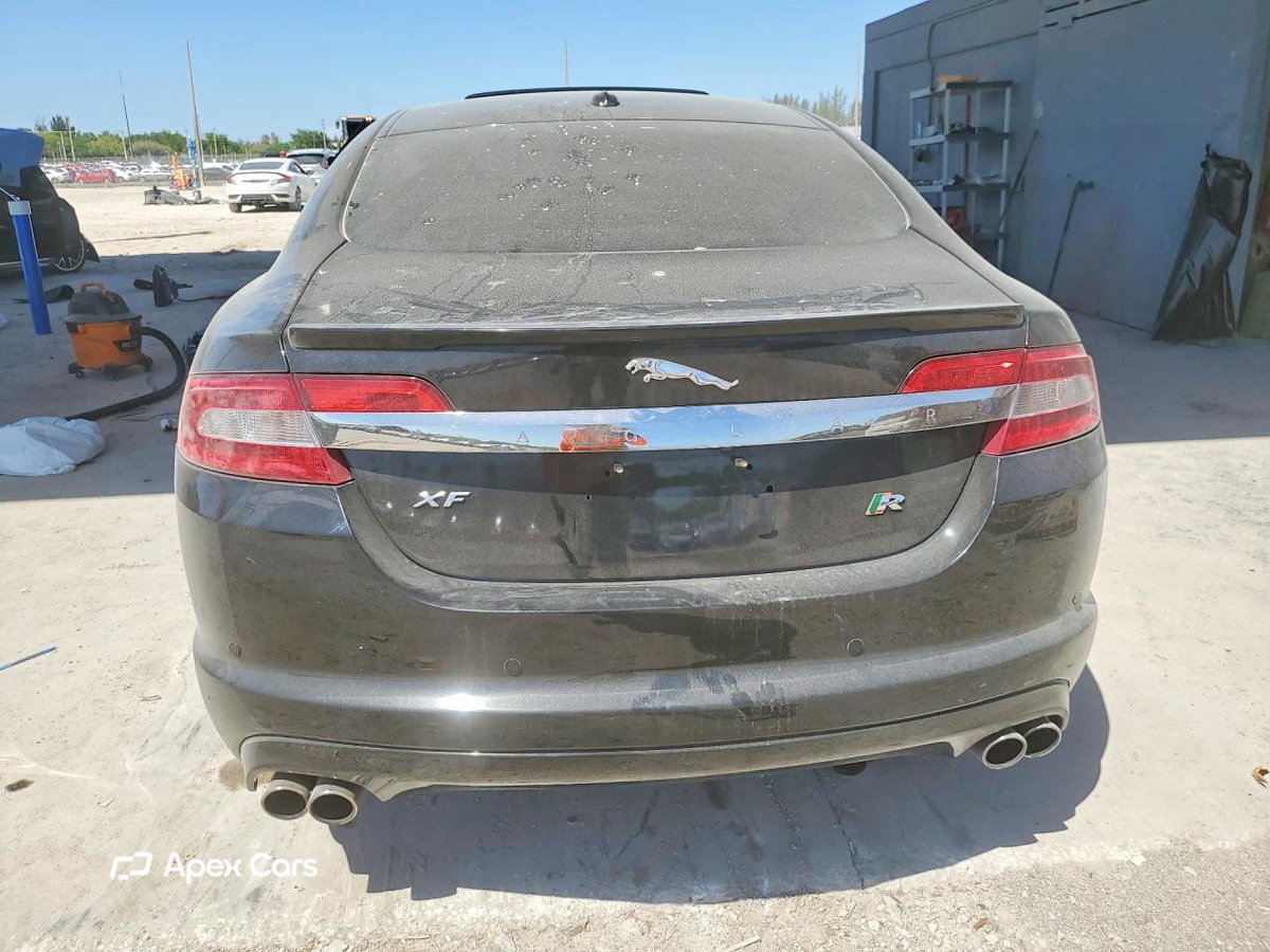 Jaguar XF 2011