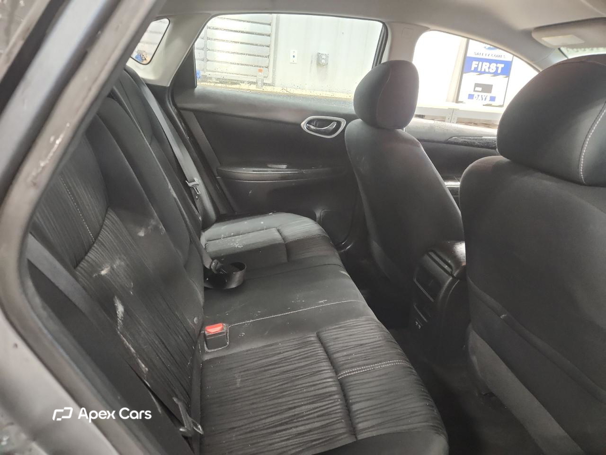 Nissan Sentra 2018