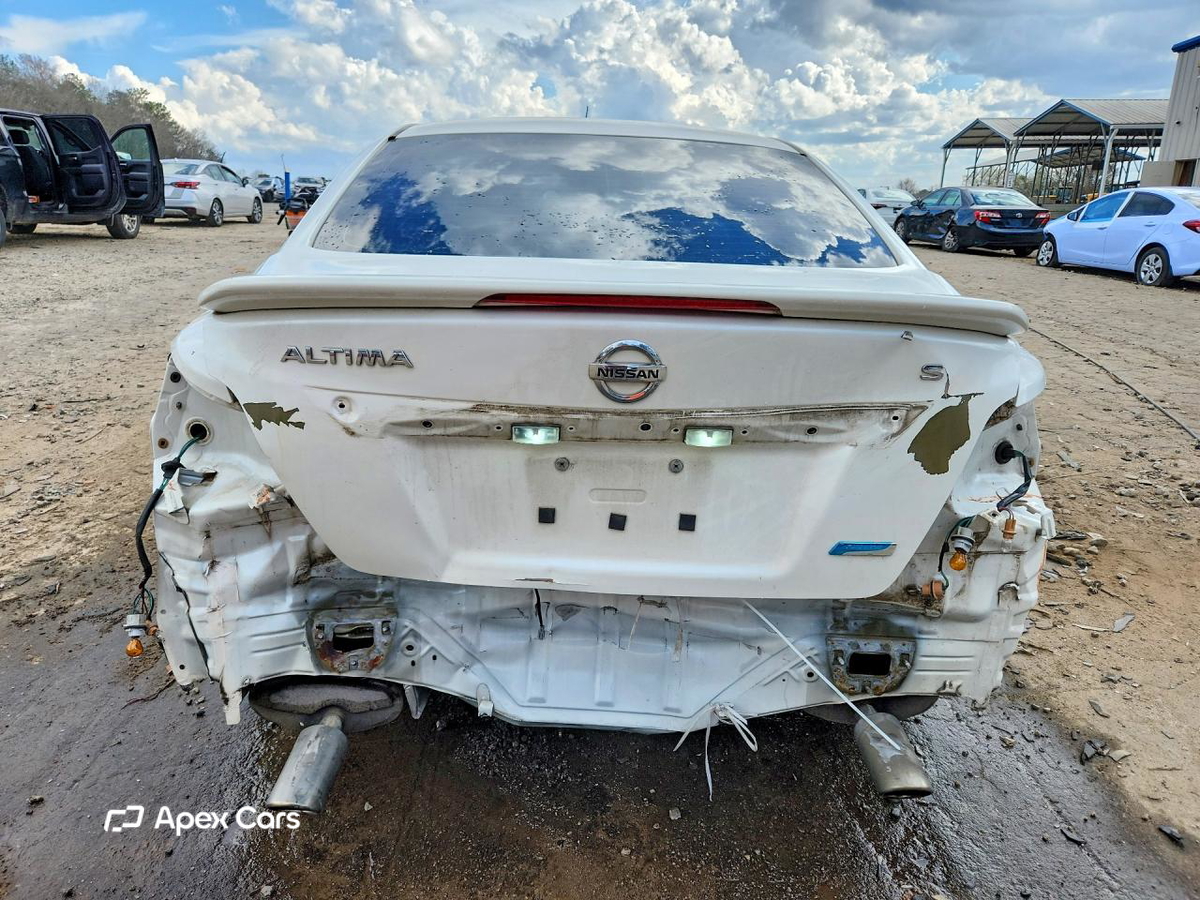 Nissan Altima 2014