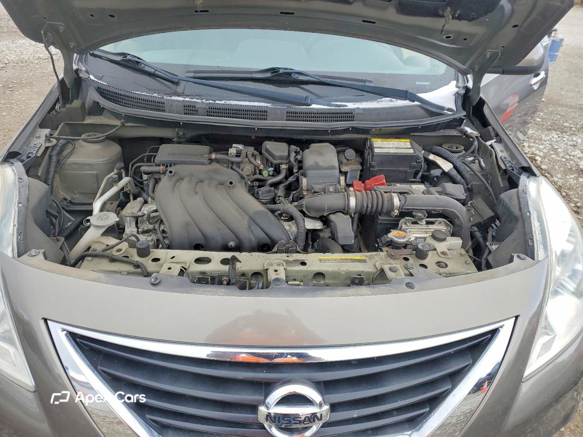 Nissan Versa 2014