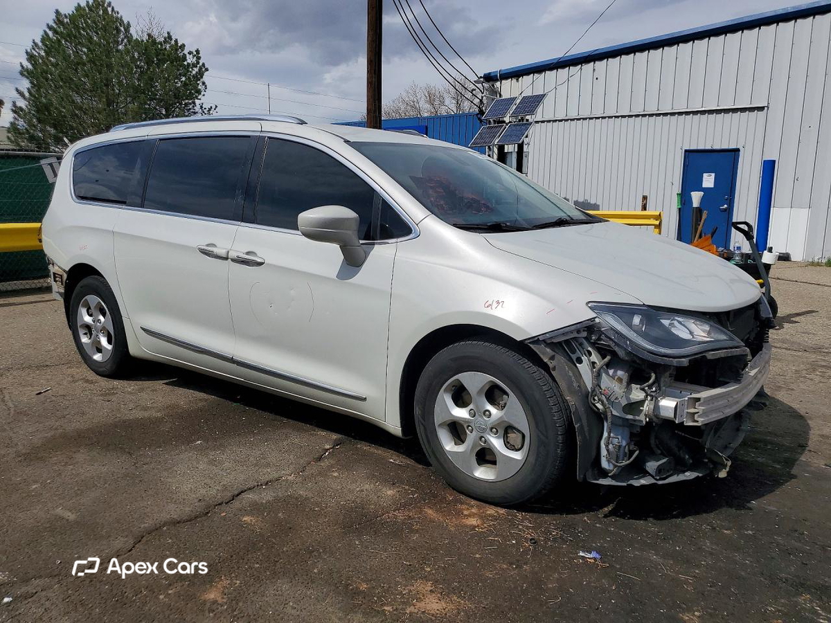 Chrysler Pacifica 2017