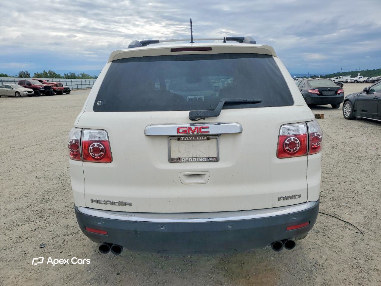 GMC Acadia 2011