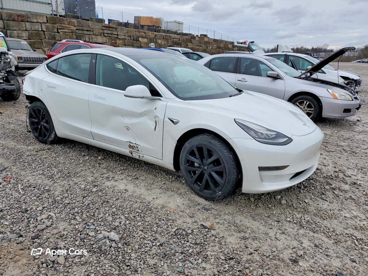 Tesla Model 3 2020