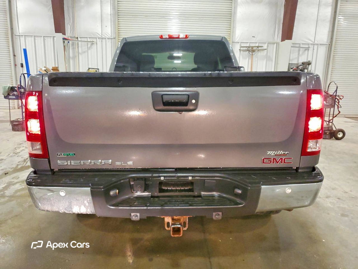 GMC Sierra 2011