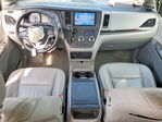 Toyota Sienna 2015