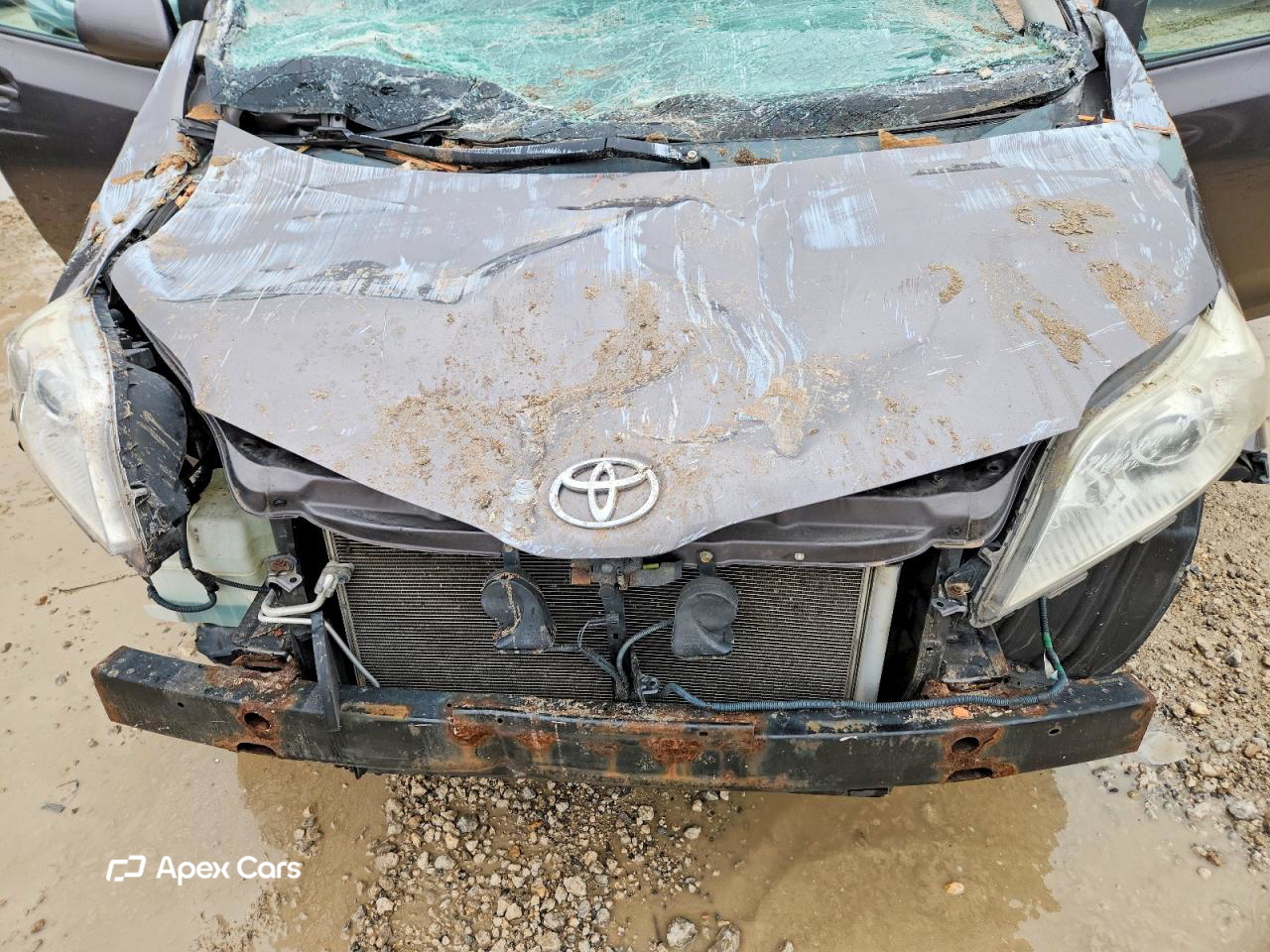 Toyota Sienna 2011