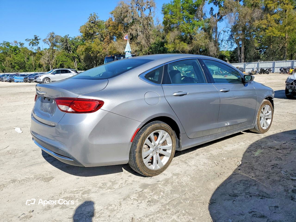 Chrysler 200 2015