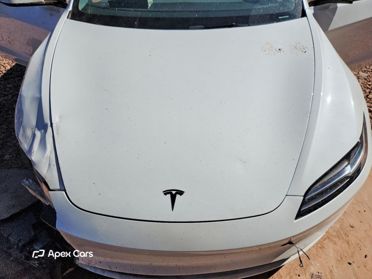 Tesla Model 3 2025