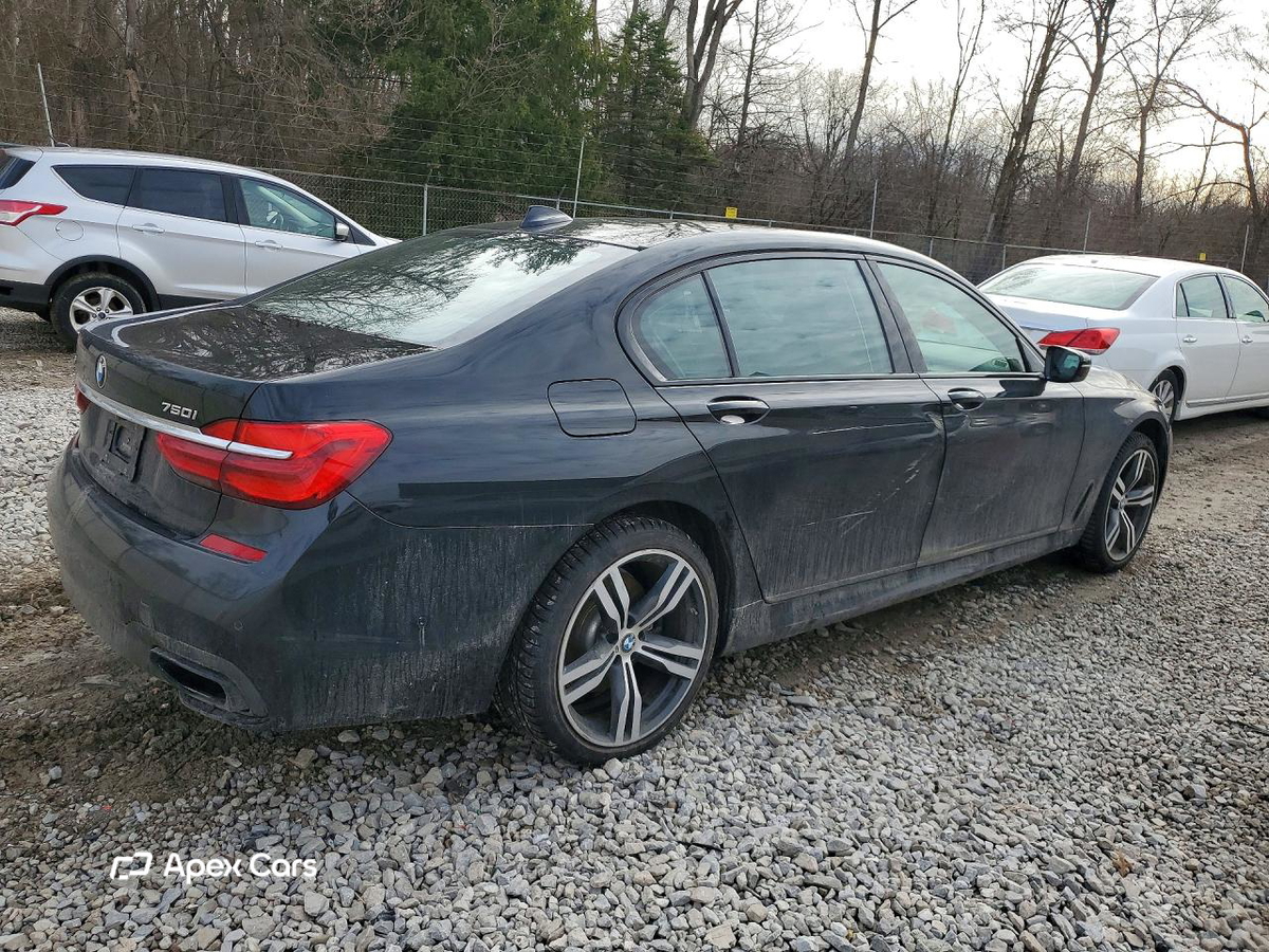 BMW Series 7 2016