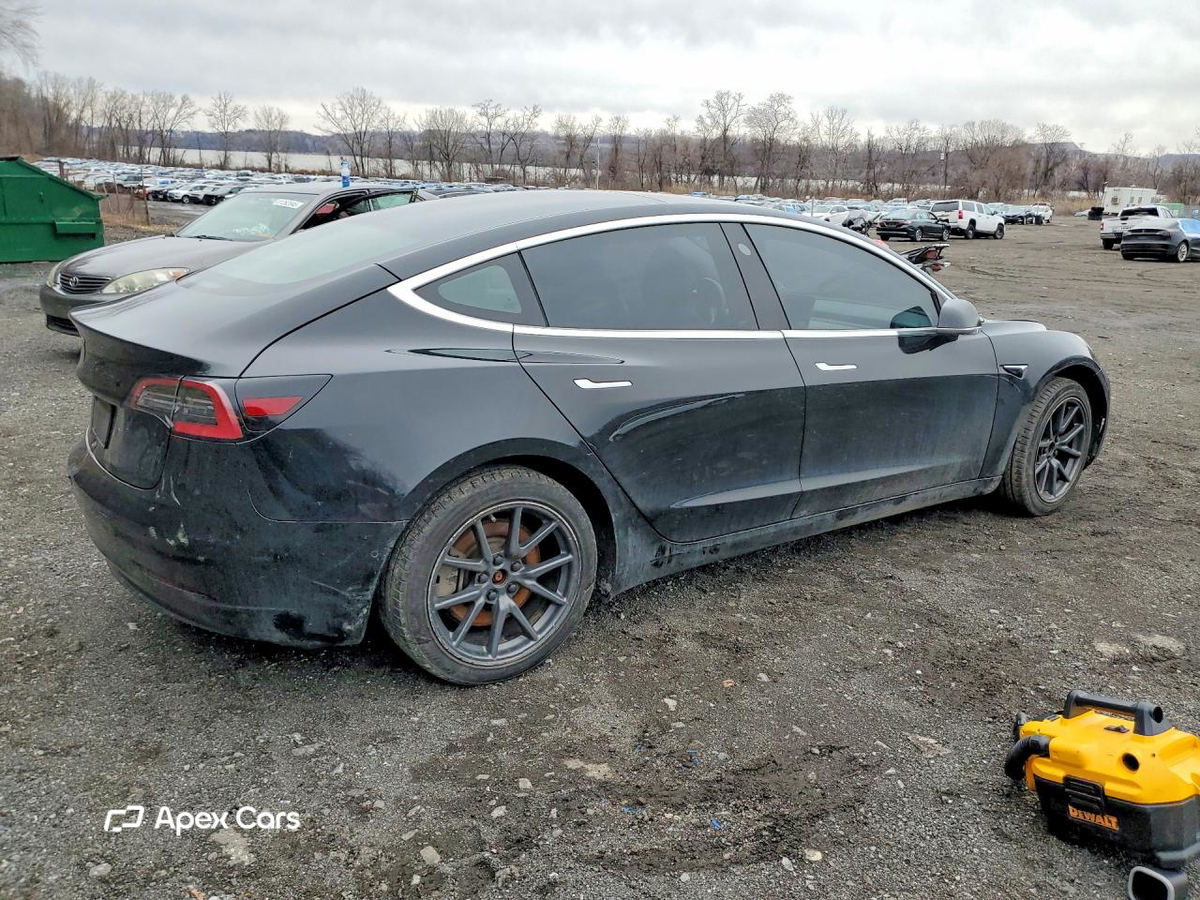 Tesla Model 3 2018