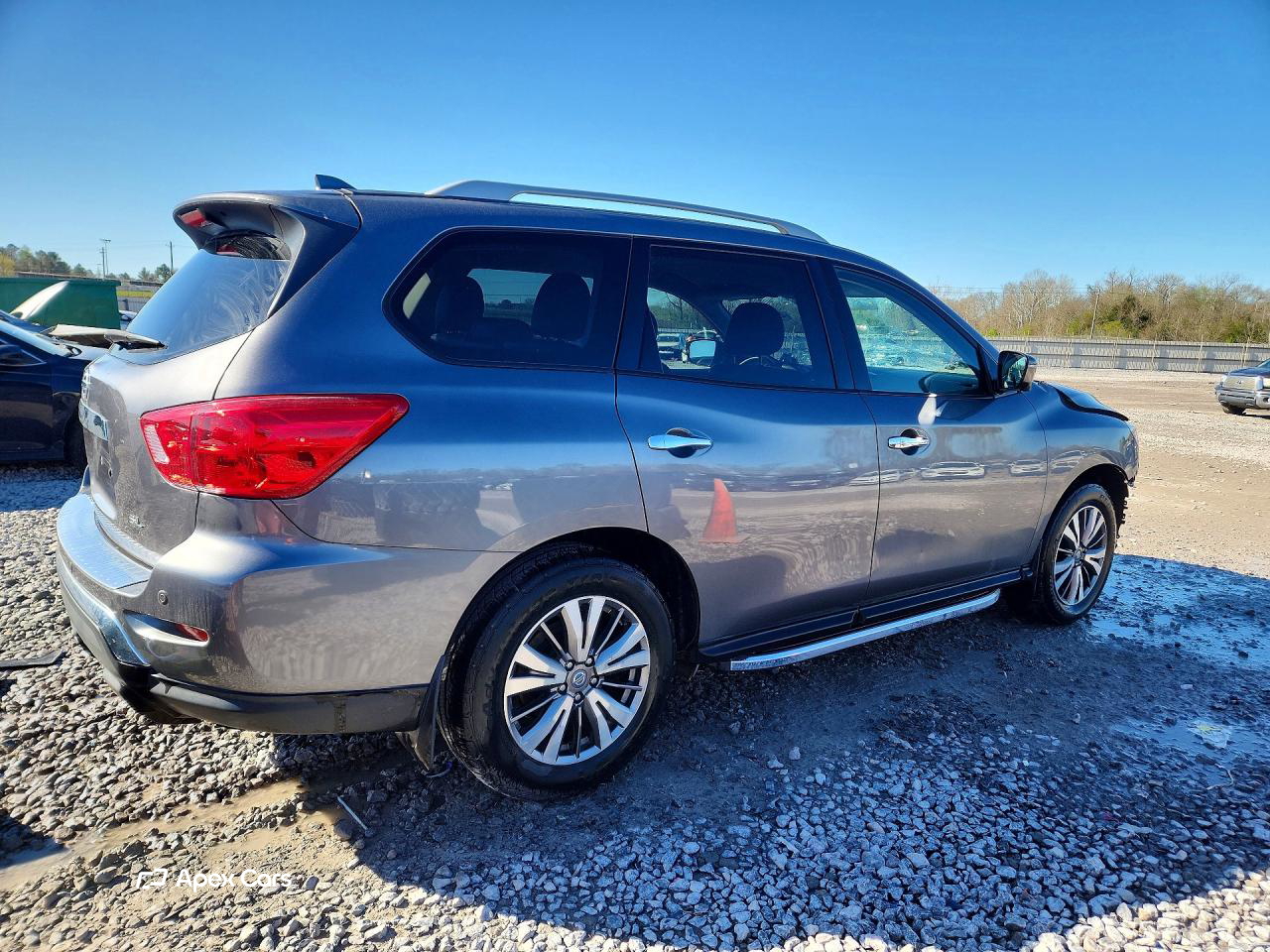 Nissan Pathfinder 2019