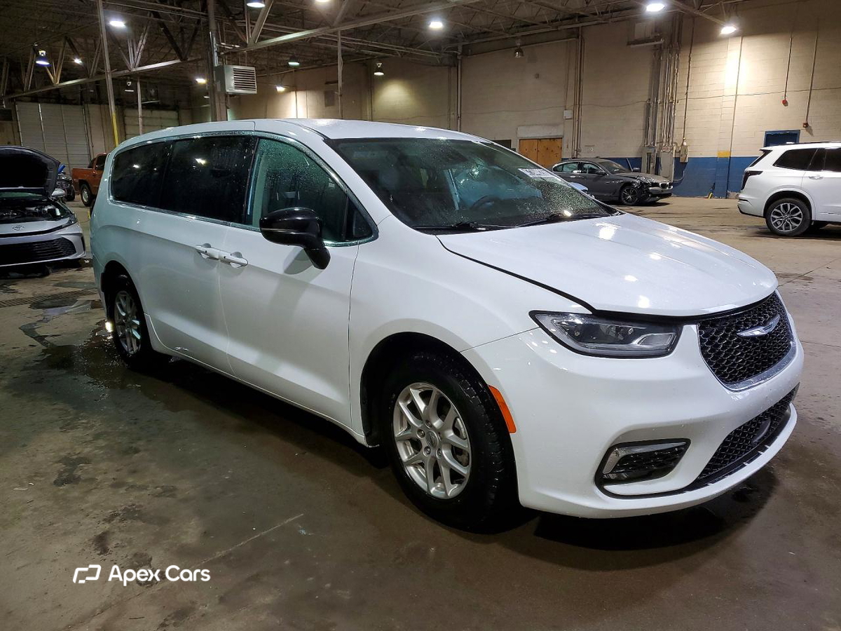Chrysler Pacifica 2024