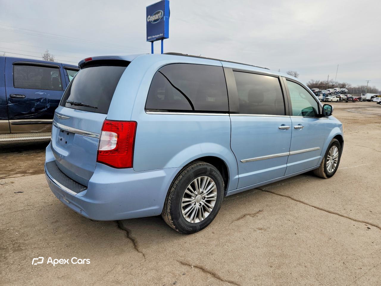 Chrysler Voyager 2013