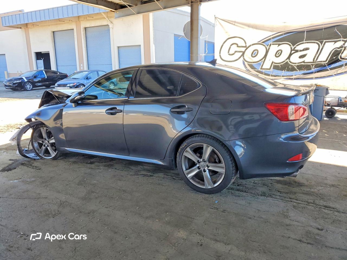 Lexus IS 2011