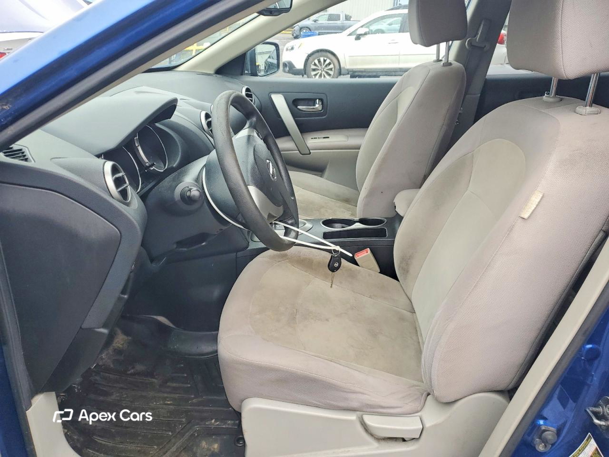 Nissan Rogue 2010