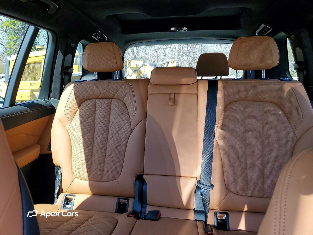 BMW X7 2024