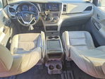 Toyota Sienna 2016