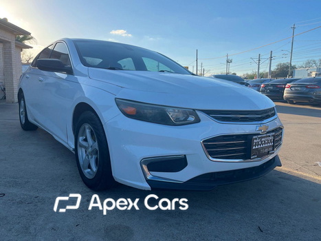 Chevrolet Malibu 2017 - Image 1 of 10