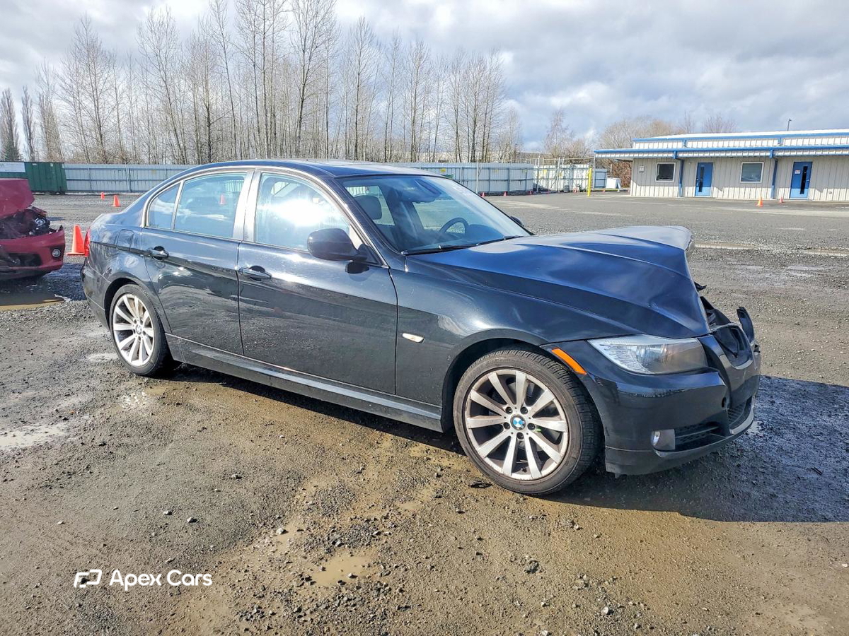 BMW Series 3 2011