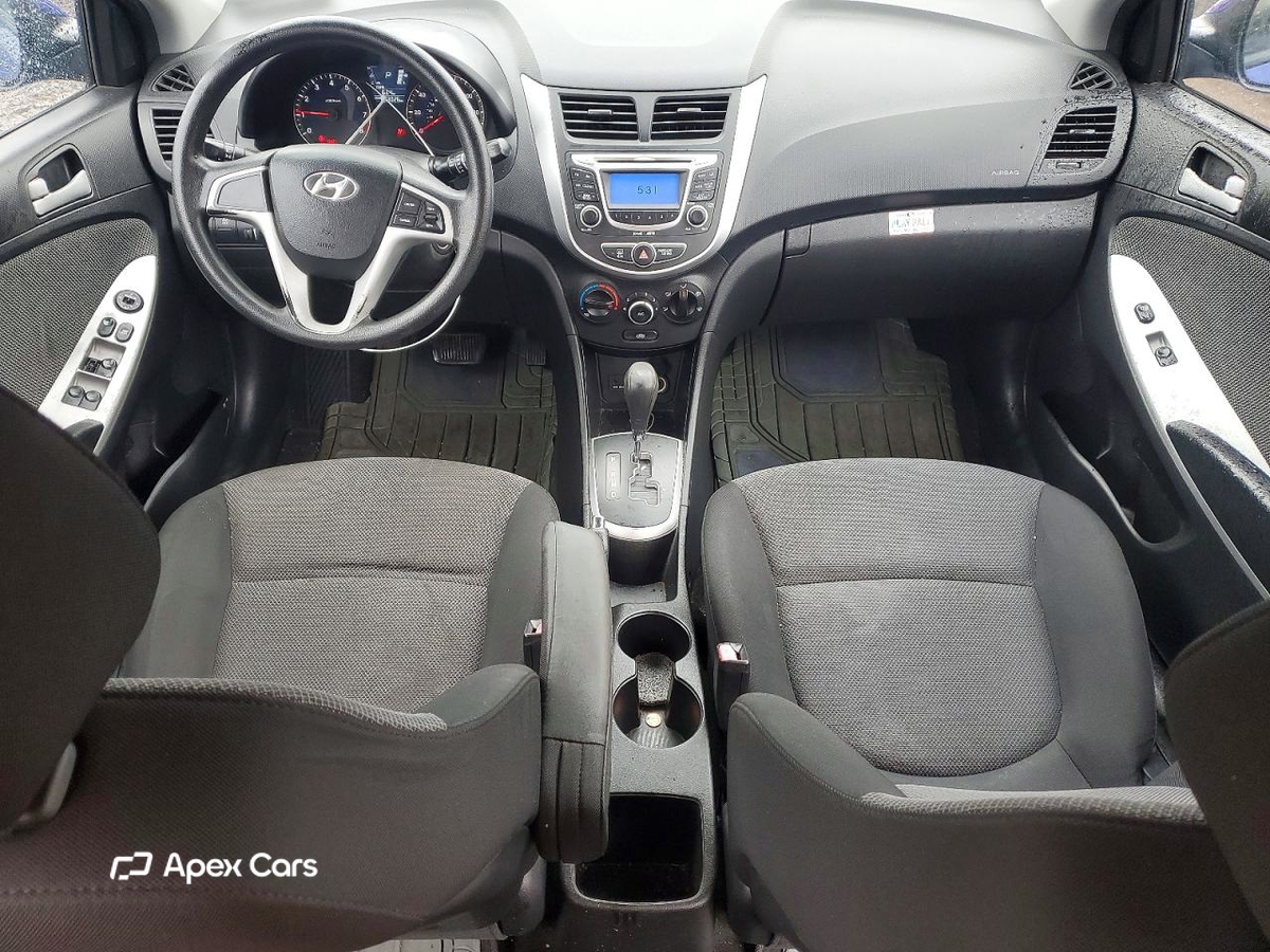 Hyundai Accent 2013